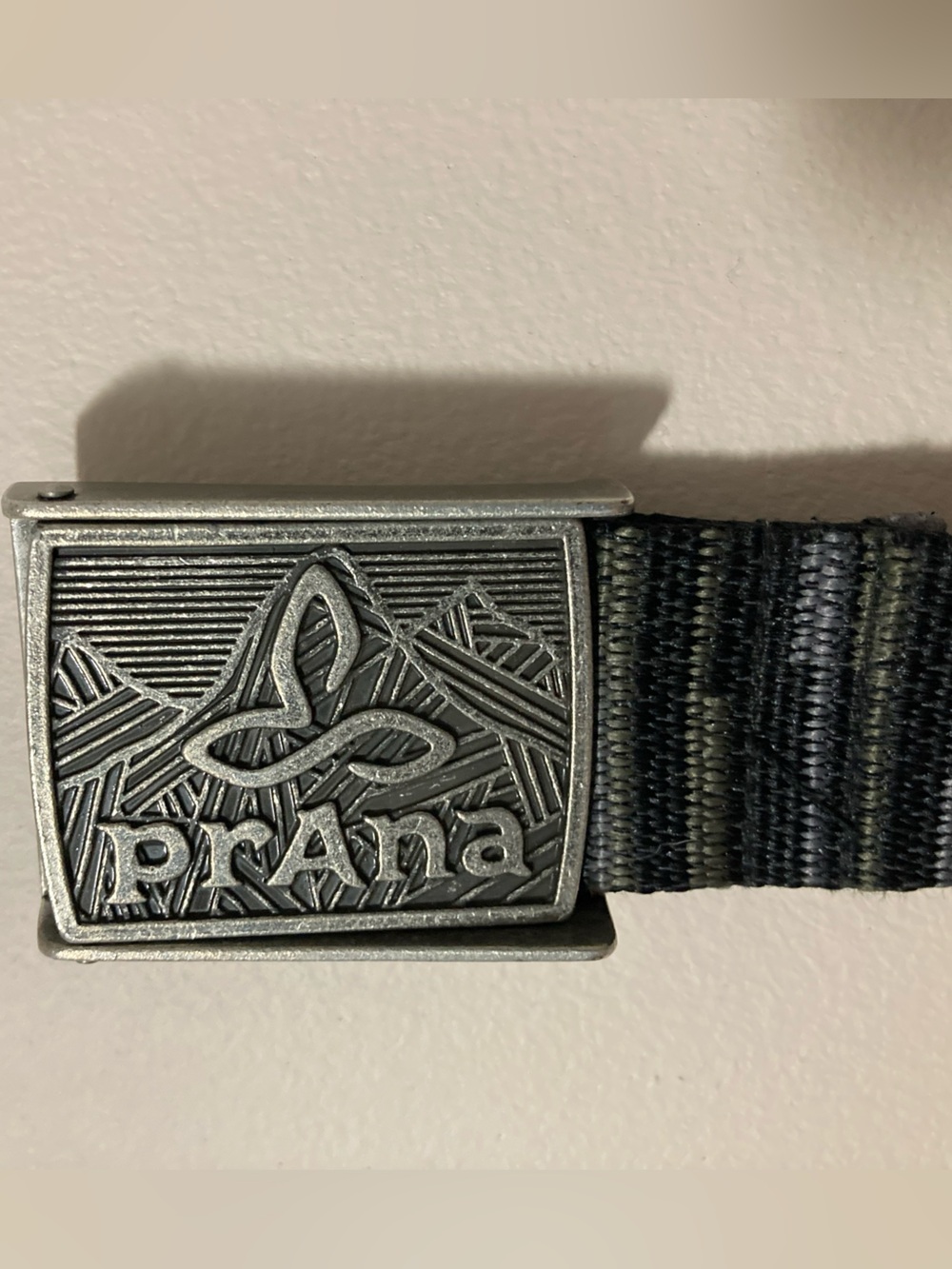 Prana Black Striped Belt with Subtle Gray Text